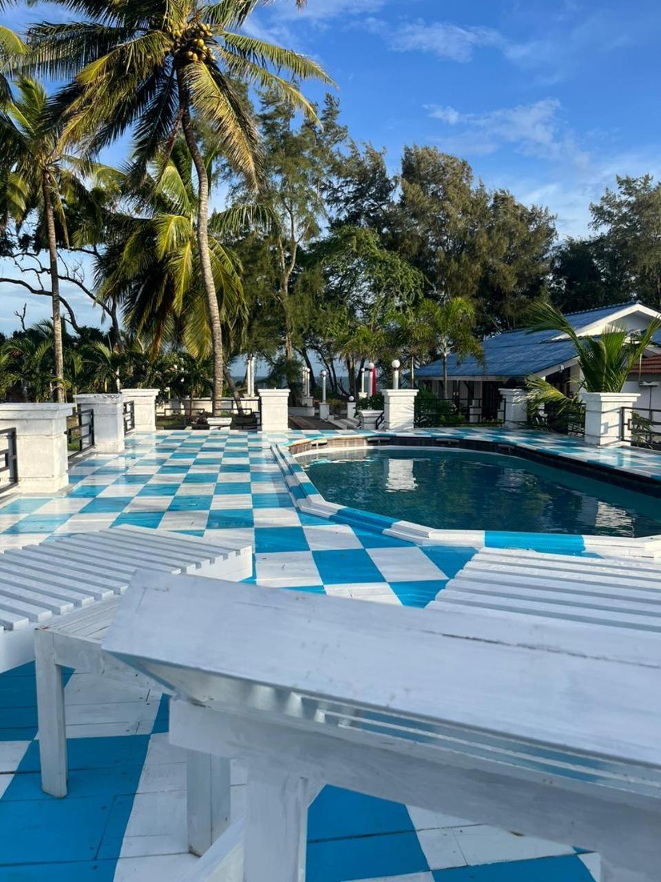 Ceylonta Beach Resort And Spa Хамбантота Экстерьер фото